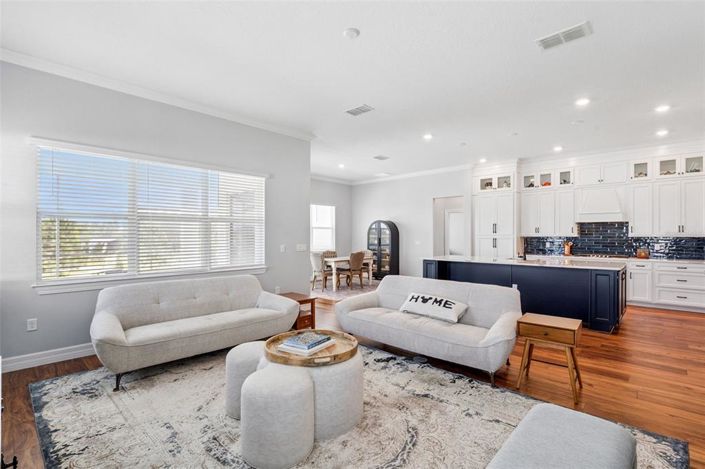 Image No.11-4 Bed House for sale