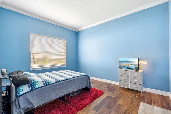 Image No.17-4 Bed House for sale