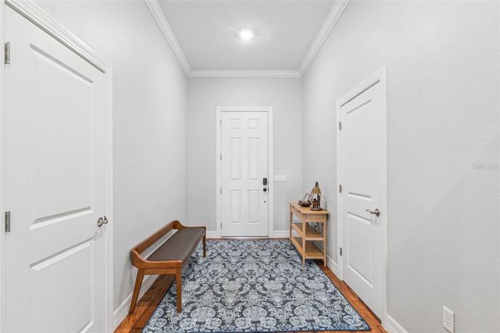 Image No.2-4 Bed House for sale