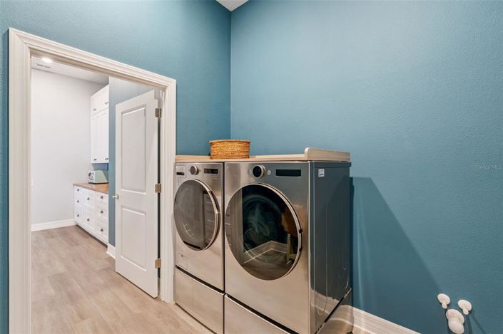 Image No.9-4 Bed House for sale