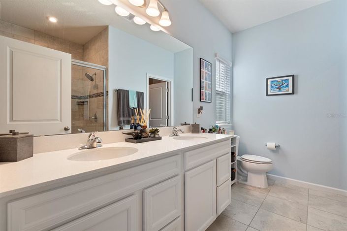 Image No.15-4 Bed House for sale