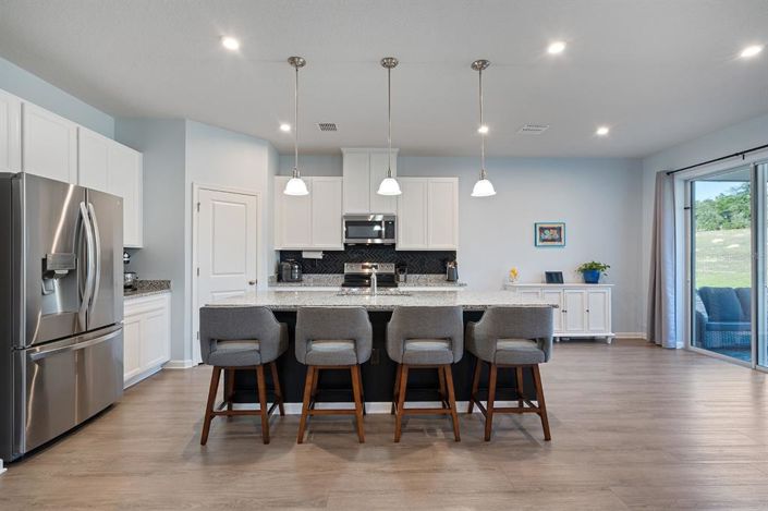 Image No.2-4 Bed House for sale