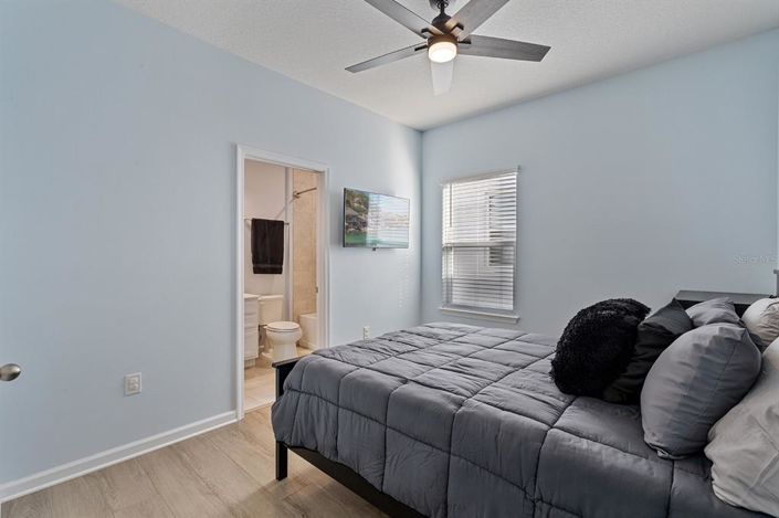 Image No.23-4 Bed House for sale