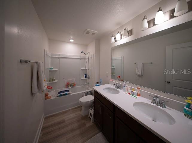 Image No.42-4 Bed House for sale