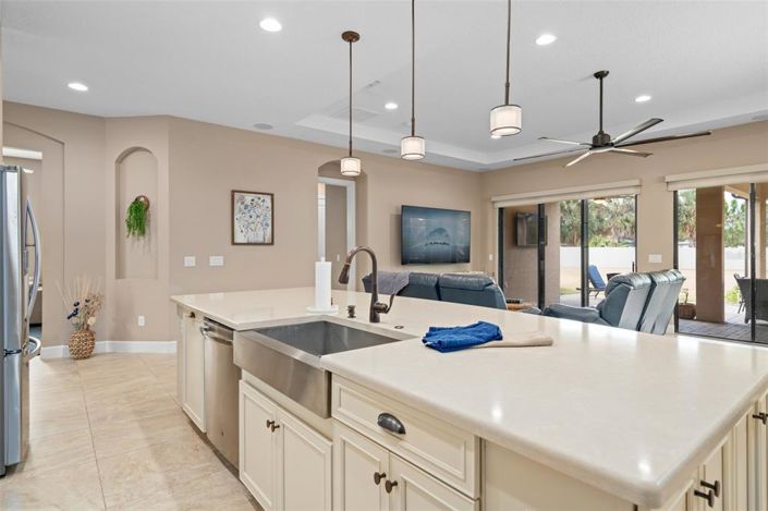 Image No.10-2 Bed House for sale