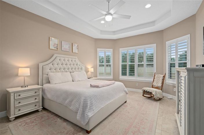 Image No.21-2 Bed House for sale