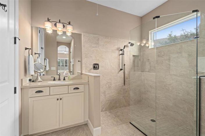 Image No.23-2 Bed House for sale