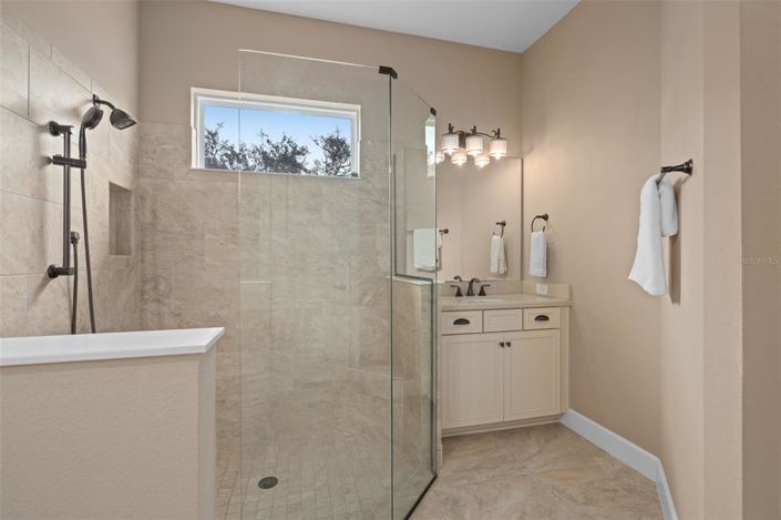 Image No.24-2 Bed House for sale