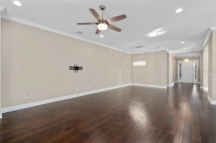 Image No.13-3 Bed House for sale