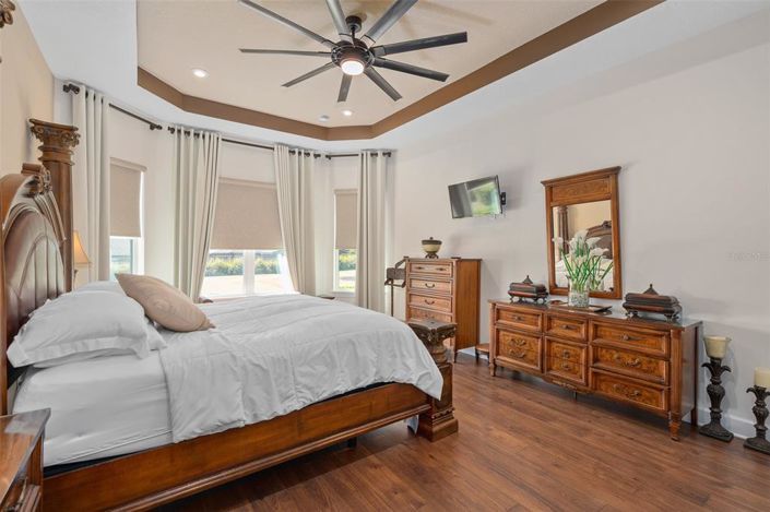 Image No.16-3 Bed House for sale