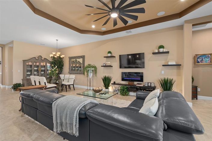 Image No.7-3 Bed House for sale