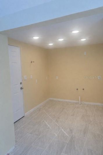 Image No.14-5 Bed House for sale