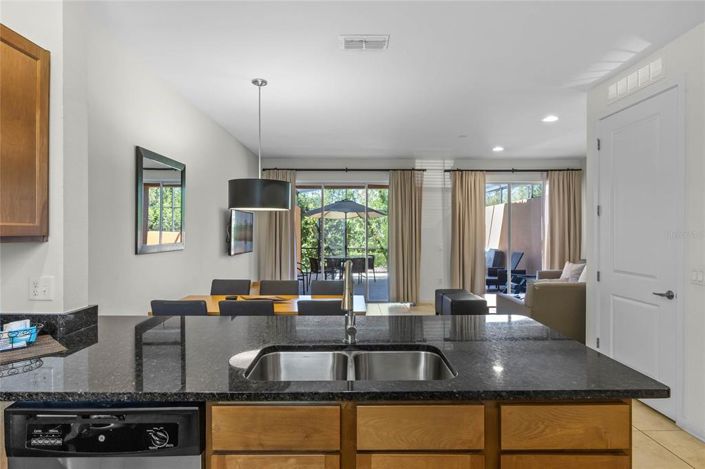 Image No.7-Maison de ville de 2 chambres à vendre à Saint John