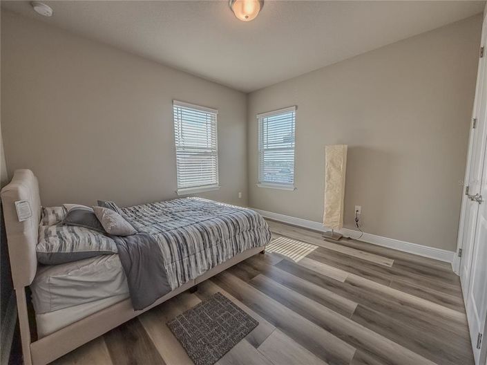 Image No.18-4 Bed House for sale