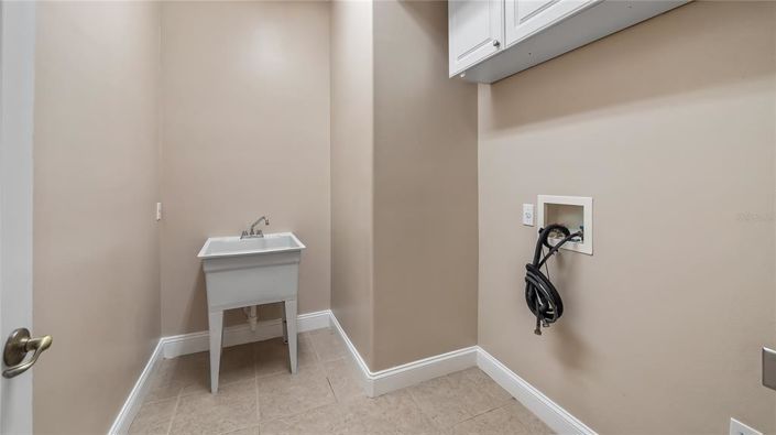 Image No.45-4 Bed House for sale