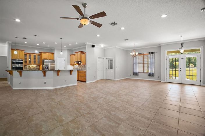 Image No.10-4 Bed House for sale