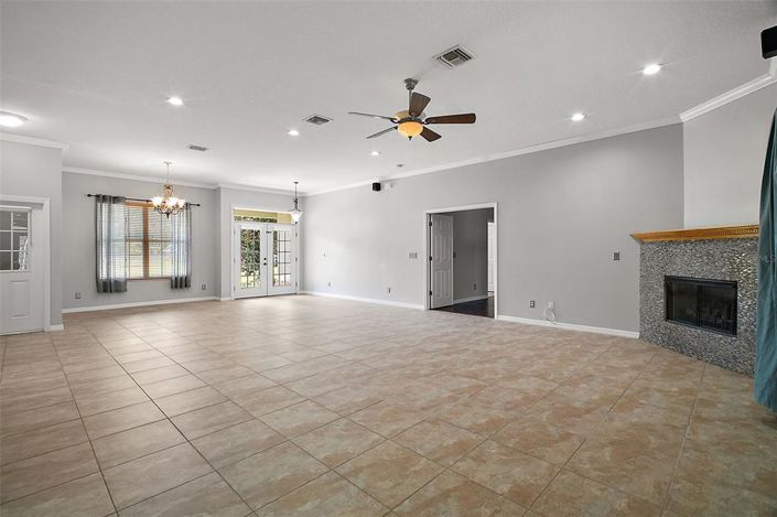 Image No.11-4 Bed House for sale