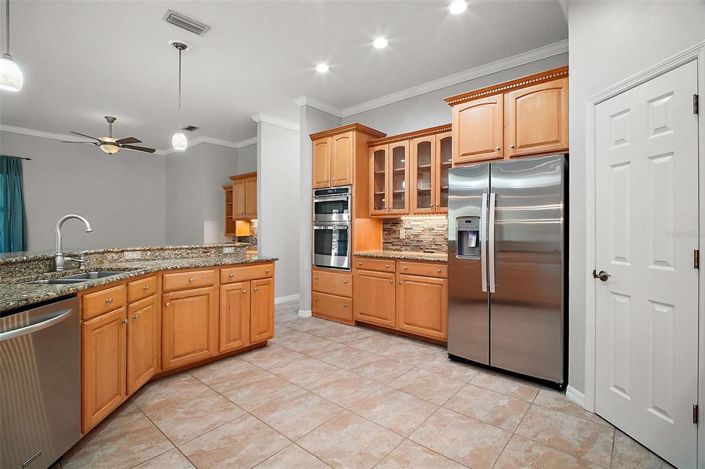 Image No.15-4 Bed House for sale