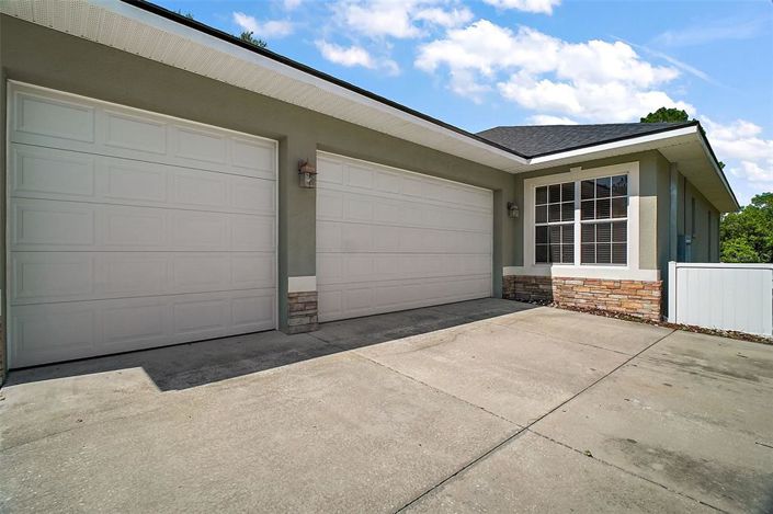 Image No.44-4 Bed House for sale