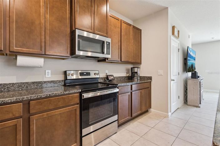 Image No.10-3 Bed Townhouse for sale