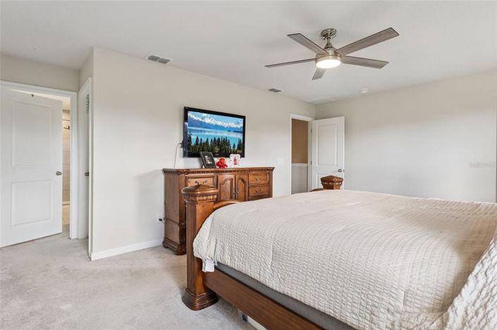 Image No.16-3 Bed Townhouse for sale