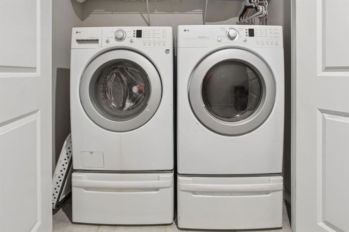 Image No.26-3 Bed Townhouse for sale