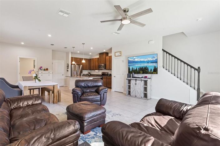 Image No.4-3 Bed Townhouse for sale