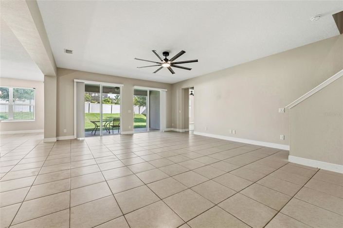 Image No.13-6 Bed House for sale