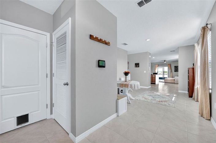 Image No.10-3 Bed House for sale