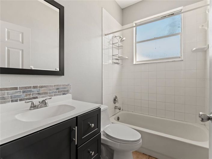 Image No.10-3 Bed House for sale