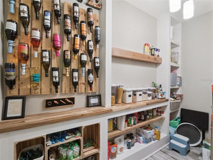 Image No.13-4 Bed House for sale