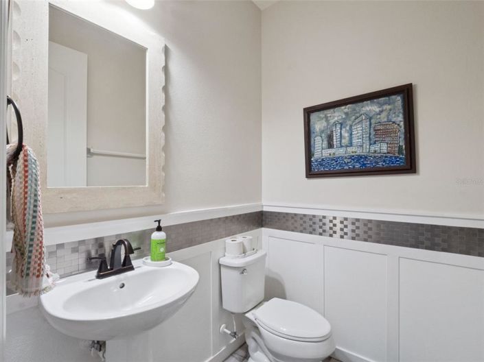 Image No.18-4 Bed House for sale