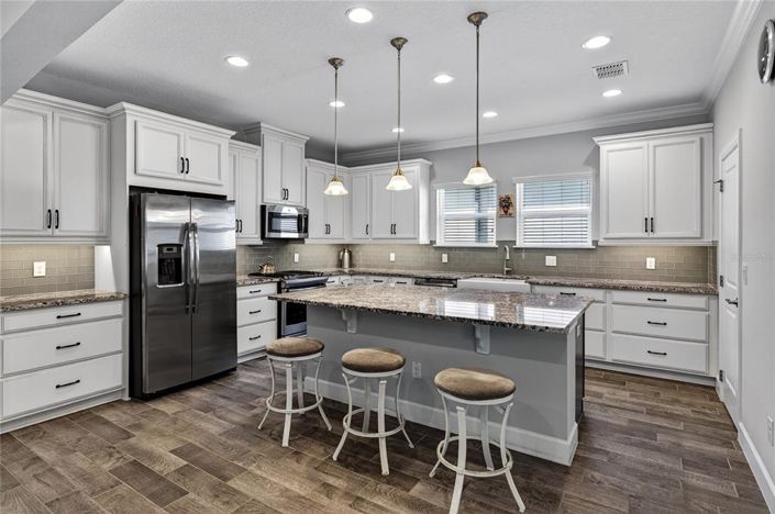 Image No.10-2 Bed House for sale