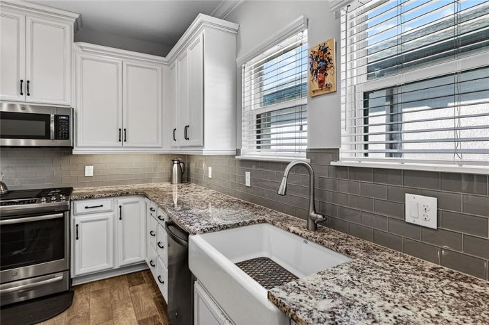 Image No.11-2 Bed House for sale