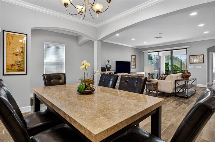 Image No.5-2 Bed House for sale