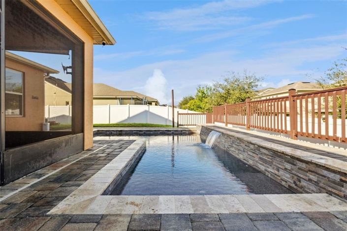 Image No.32-4 Bed House for sale