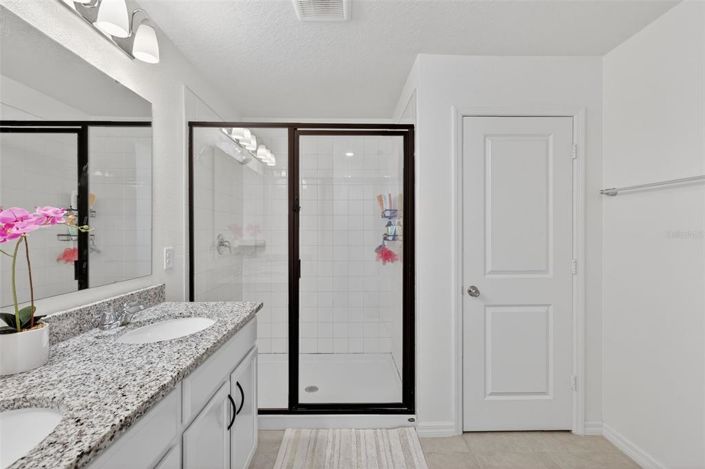 Image No.29-5 Bed House for sale