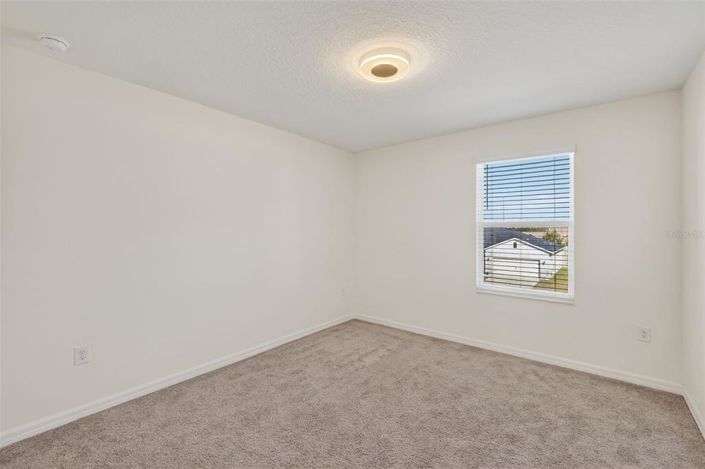 Image No.33-5 Bed House for sale