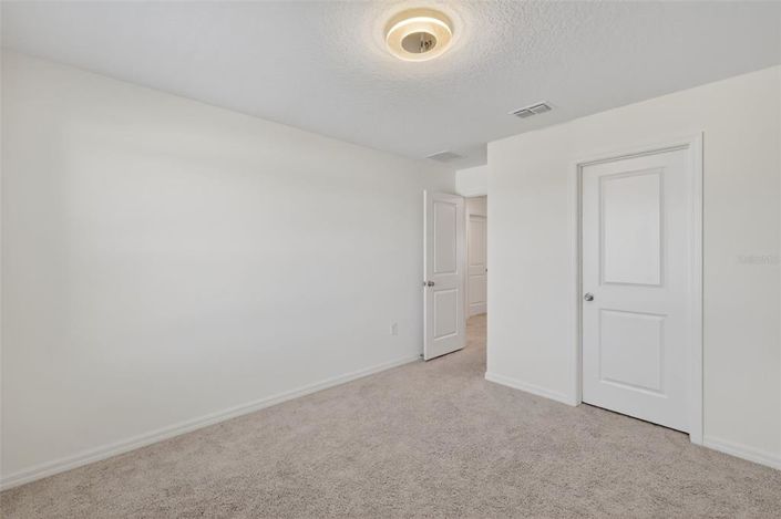 Image No.34-5 Bed House for sale