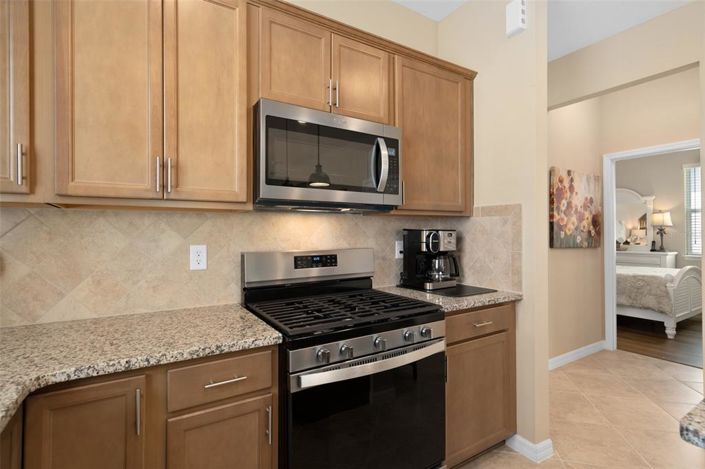 Image No.13-2 Bed House for sale