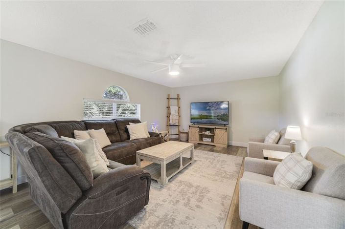 Image No.10-Maison de 5 chambres à vendre à Saint John