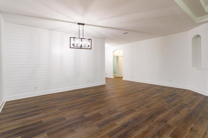 Image No.5-Maison de 4 chambres à vendre à Saint John