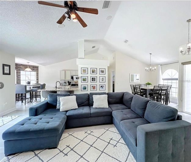 Image No.3-Maison de 3 chambres à vendre à Saint John