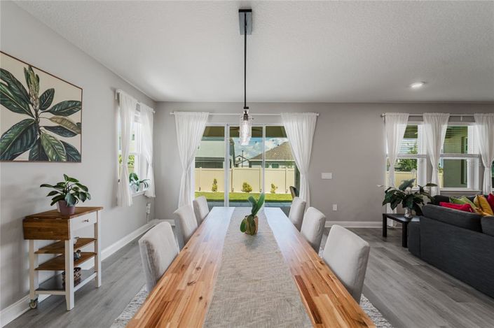 Image No.15-4 Bed House for sale