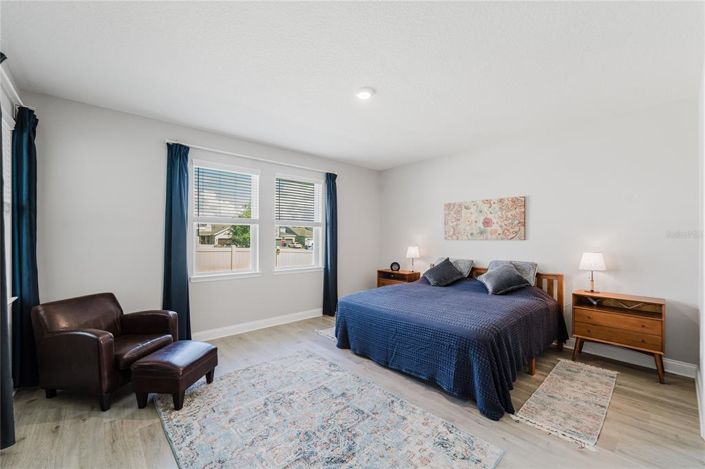 Image No.22-4 Bed House for sale