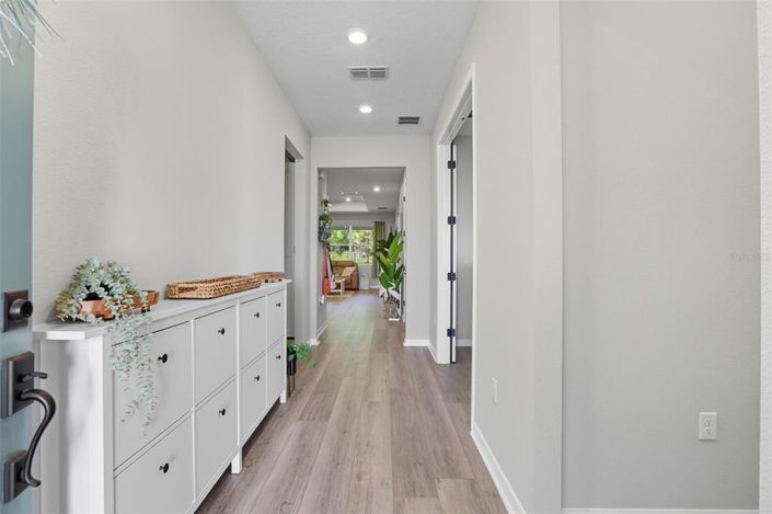 Image No.2-Maison de 2 chambres à vendre à Saint John