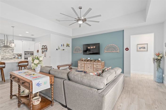 Image No.16-4 Bed House for sale