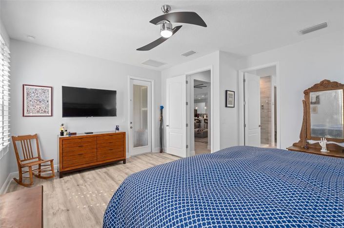 Image No.19-4 Bed House for sale