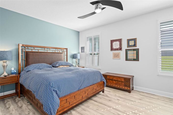 Image No.20-4 Bed House for sale