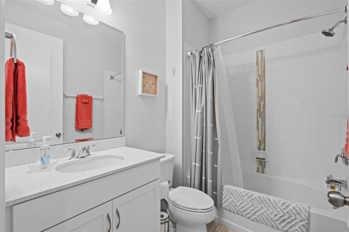 Image No.26-4 Bed House for sale